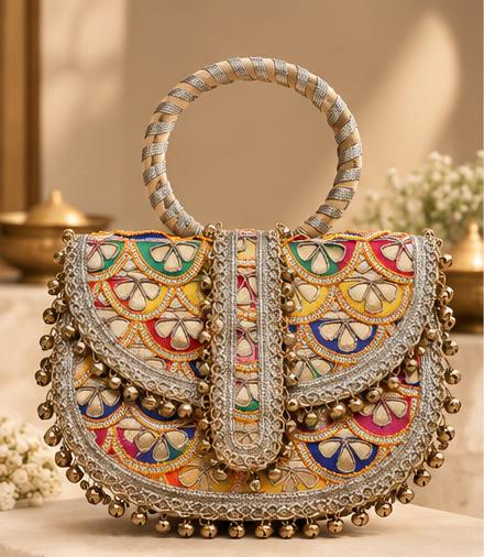 MEENA - front view